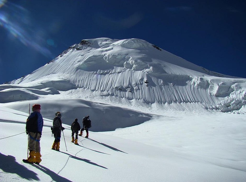 Kalindi Khal Trek